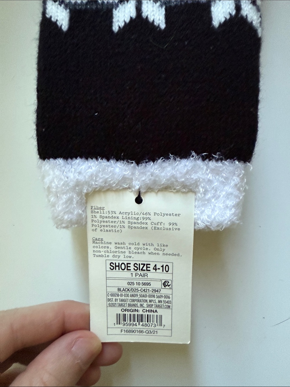 a new day Black, Gray & White Snowflake Crew Socks - Picture 2 of 3